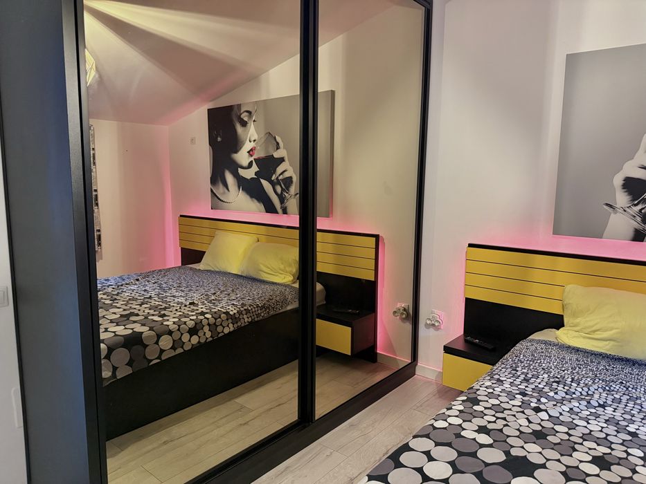 Vand apartament 3camere 84mp parcare propie inclusa