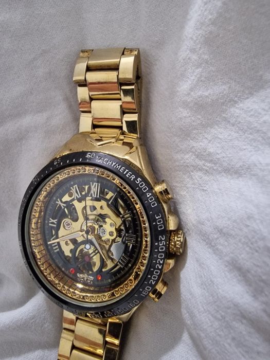 Часовник  Winner