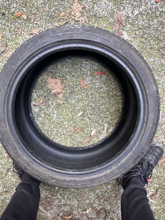 Гума 255/35/18 перфектна дот 22