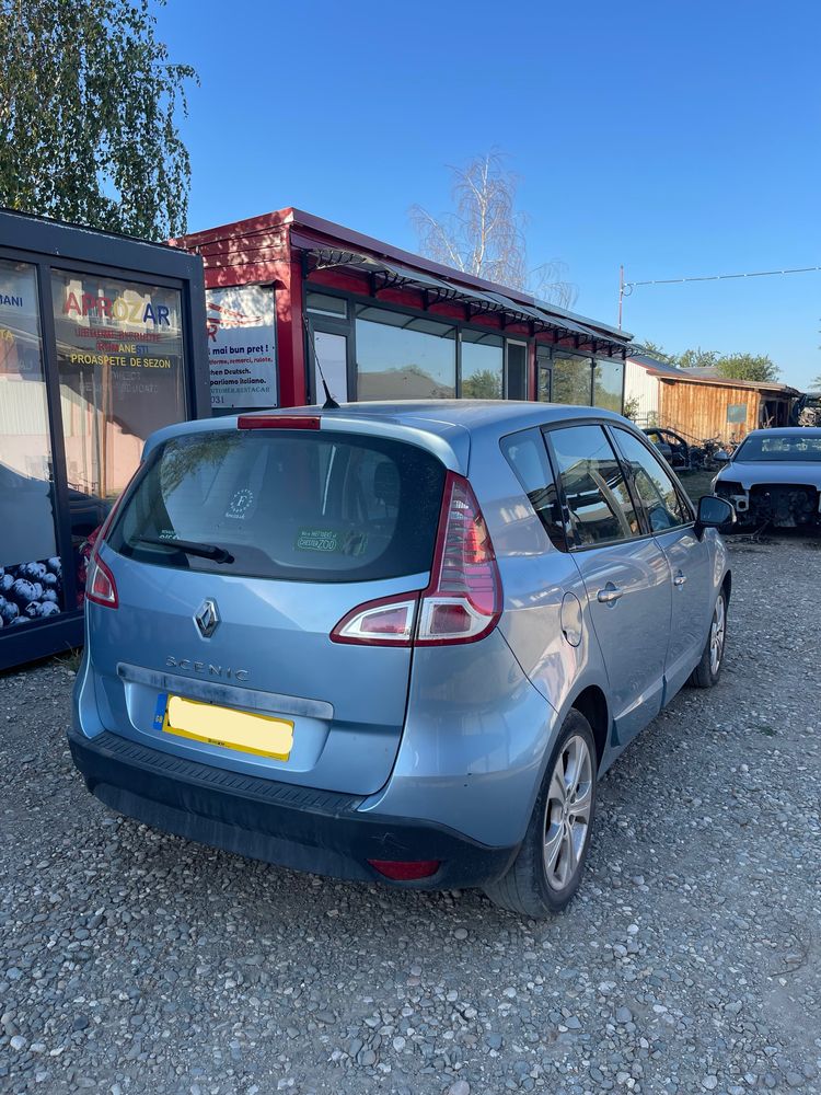 Dezmembrez renault grand scenic 1.6