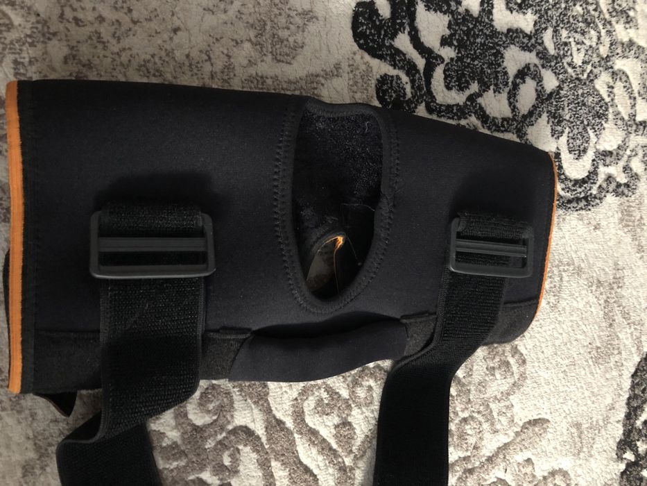 Ортез на колена