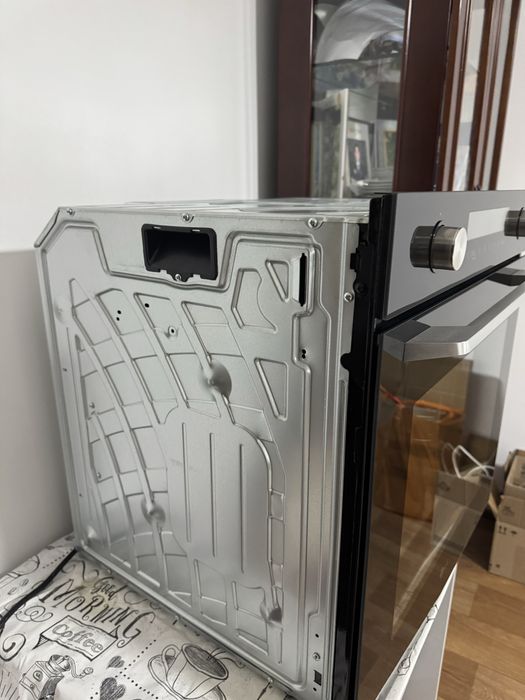 Продам встраиваемый духовой шкаф LG WSEZM7225B1