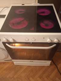 Готварска печка със стъкло керамика Електролукс 6 месеца гаранция