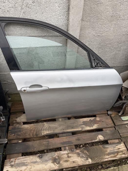 Usa dreapta fata stanga spate bmw seria 3 e90