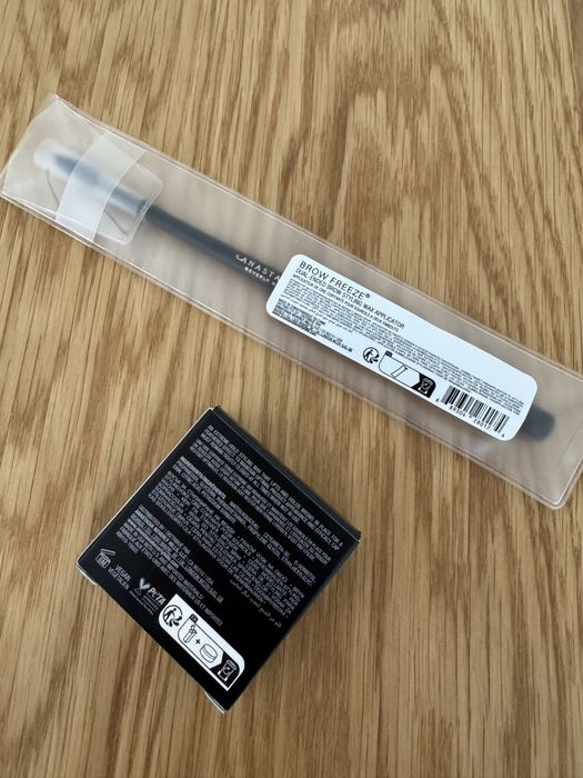 Фиксиращ восък/вакса и четка за вежди Anastasia Beverly Hills