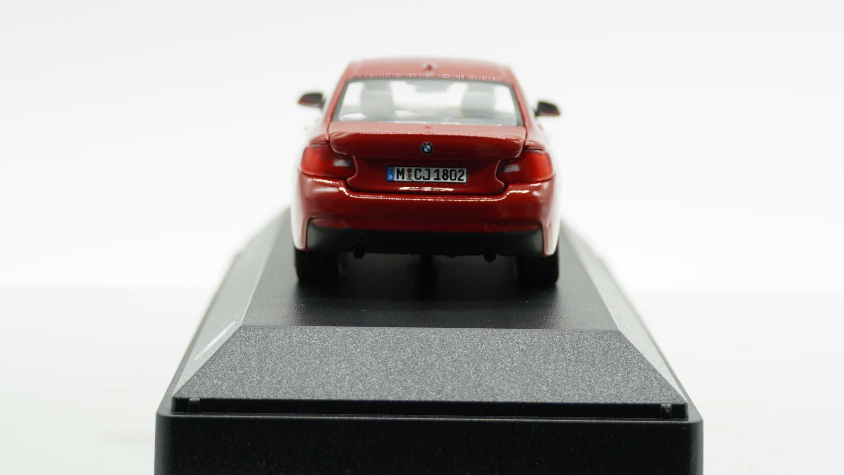 BMW 2 Series (F22) - Minichamps 1/43