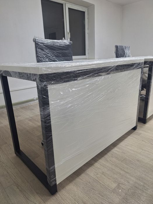 Продам Стол! Компьютерный! Офисный! Комплект! Мебель!