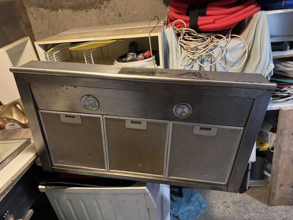 Аспиратор 80 см 630 куб.ч много запазен