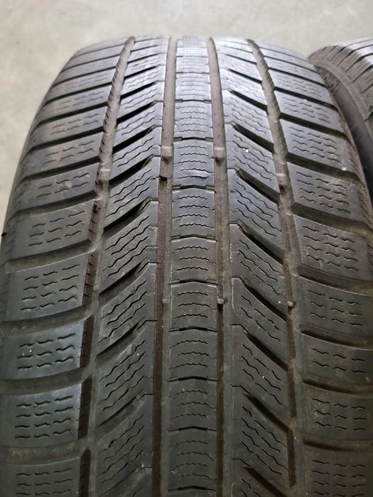 4 anvelope 235 55 R 17 Continental iarna