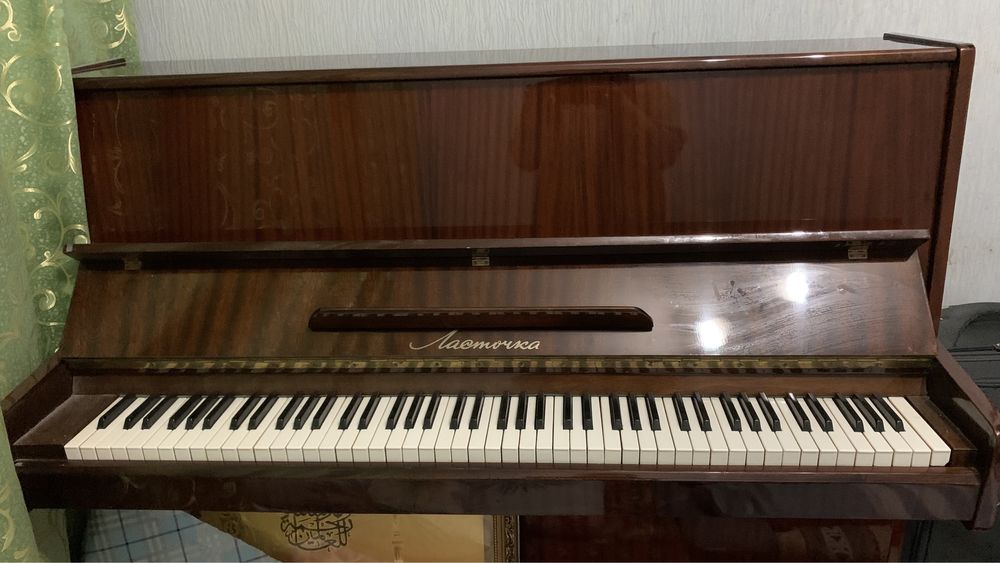 ласточка фортепиано