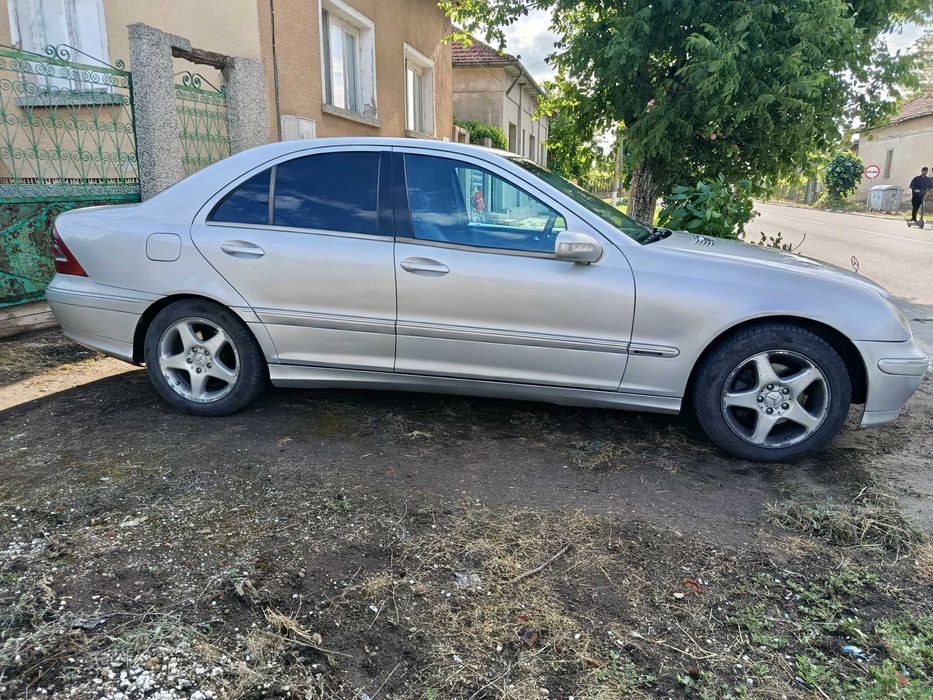 Mercedes C class W203