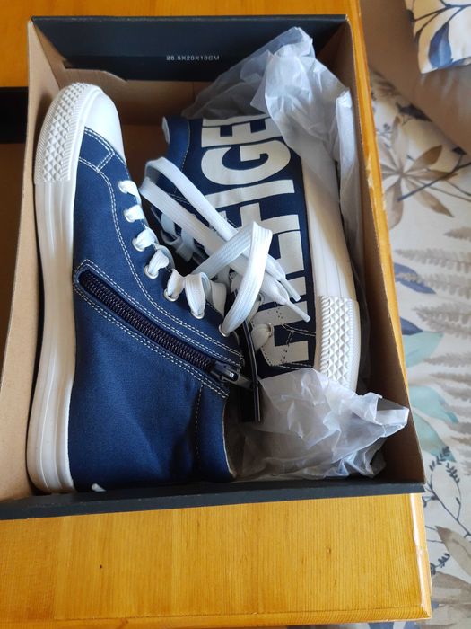 Модерни маркови кецове , подходящи за ежедневието