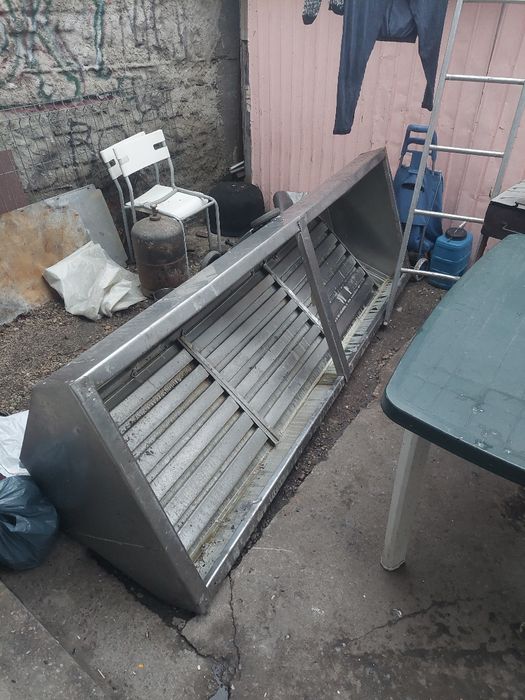 Hota inox în stare buna