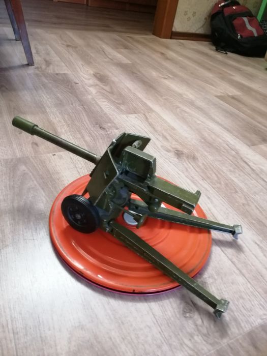 Продам пушку металлическую. СССР