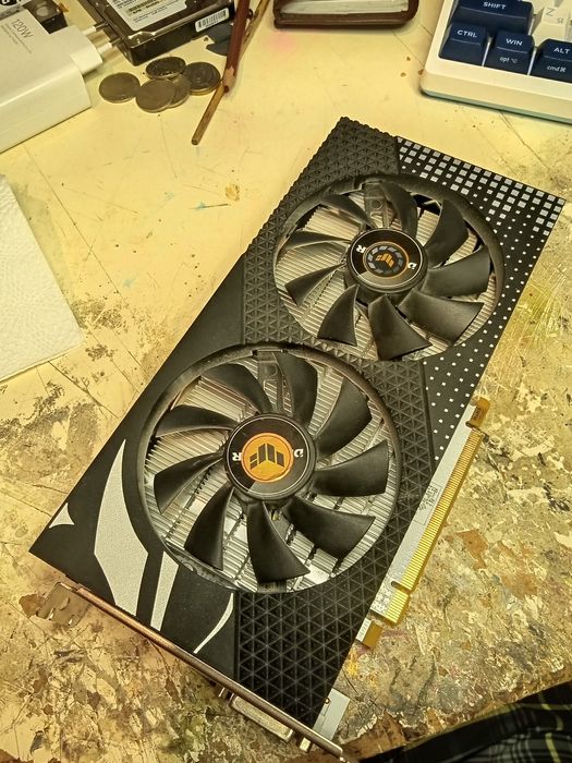 AMD RX 580 / 4 GB