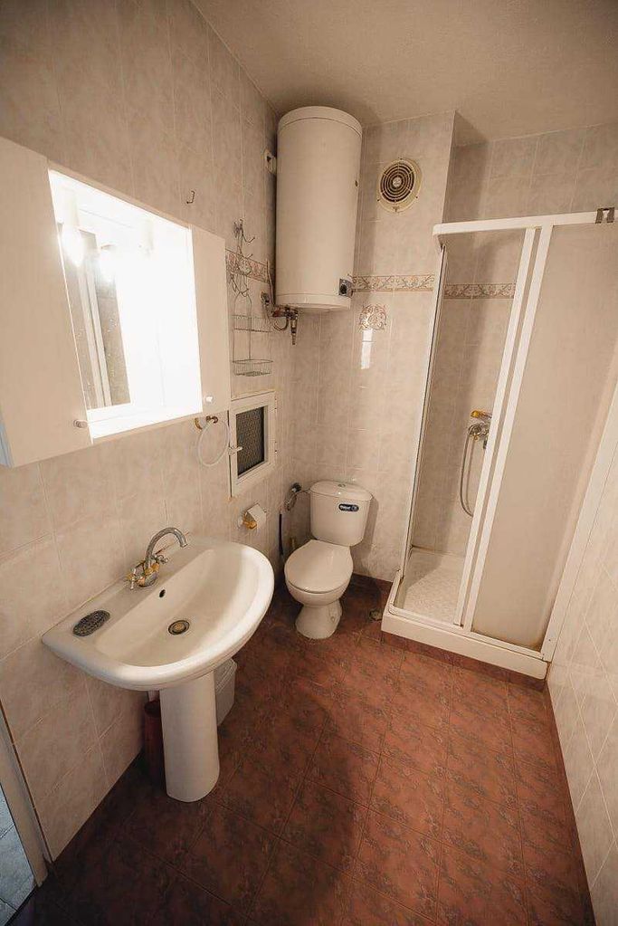 Дава се под наем Тристаен апартамент в Пловдив, Мараша - 65 кв.м за 325 € - Снимка #5