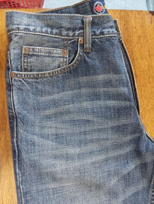 Продам фирменные джинсы