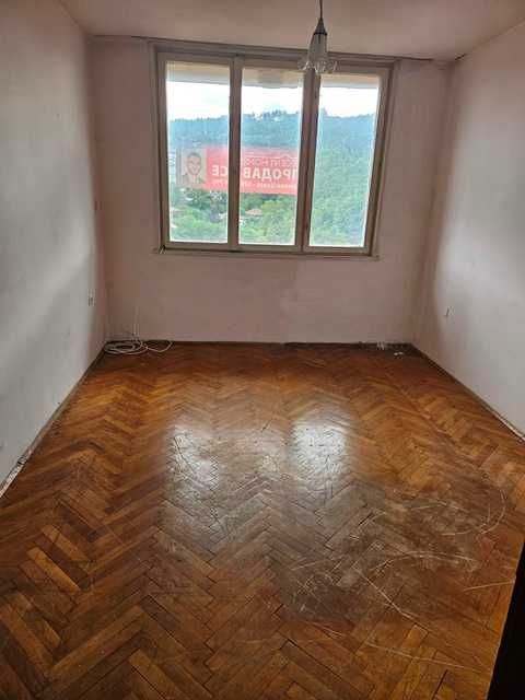Продава се Тристаен апартамент в Габрово, Център - 85 кв.м за 565 €/кв.м - Снимка #3