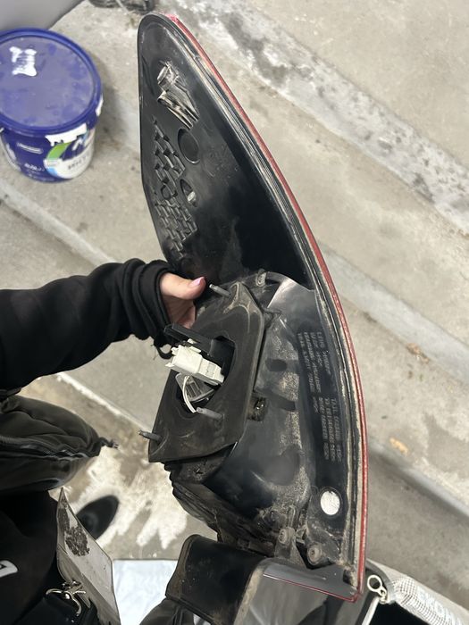 Десен стоп Тойота Авенсис 2015/2019