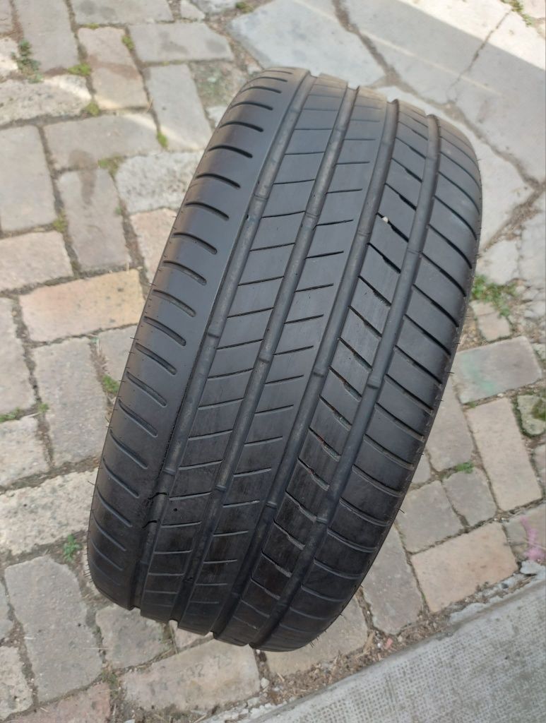 O bucată 275 50/45 R20 vară - una Continental Pirelli Bridgestone Mich