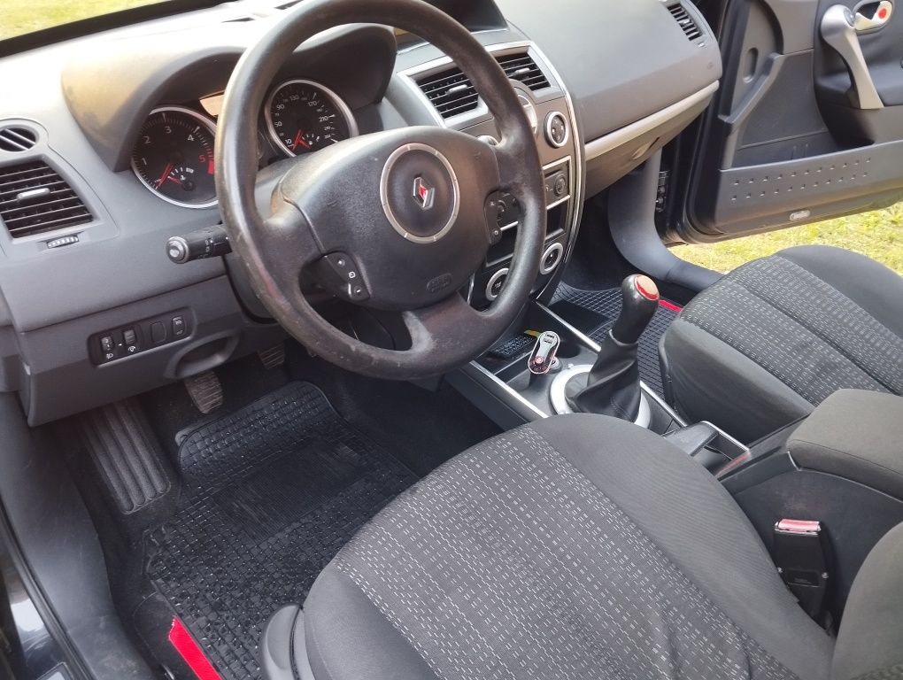 Vând Renault Megane 2