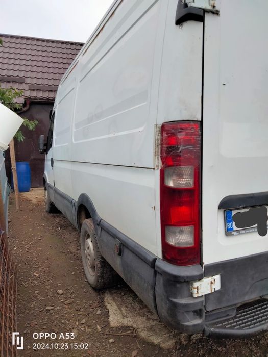 Vând Iveco daily 2.3 diesel