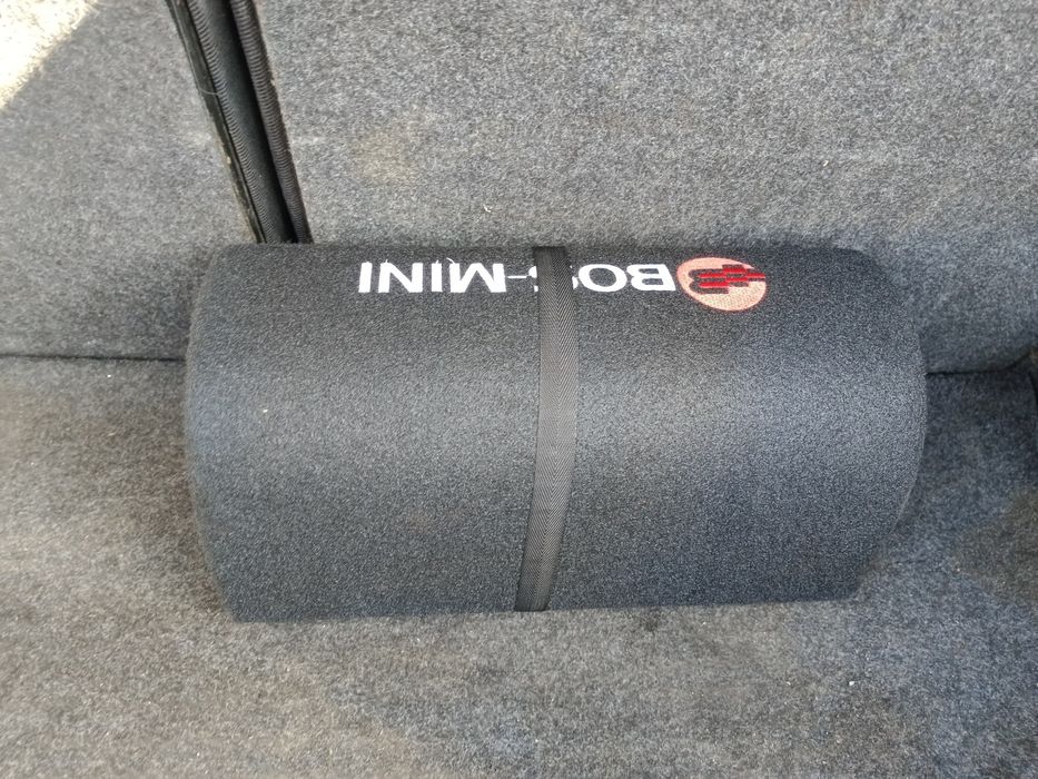 Продам сабвуфер новый