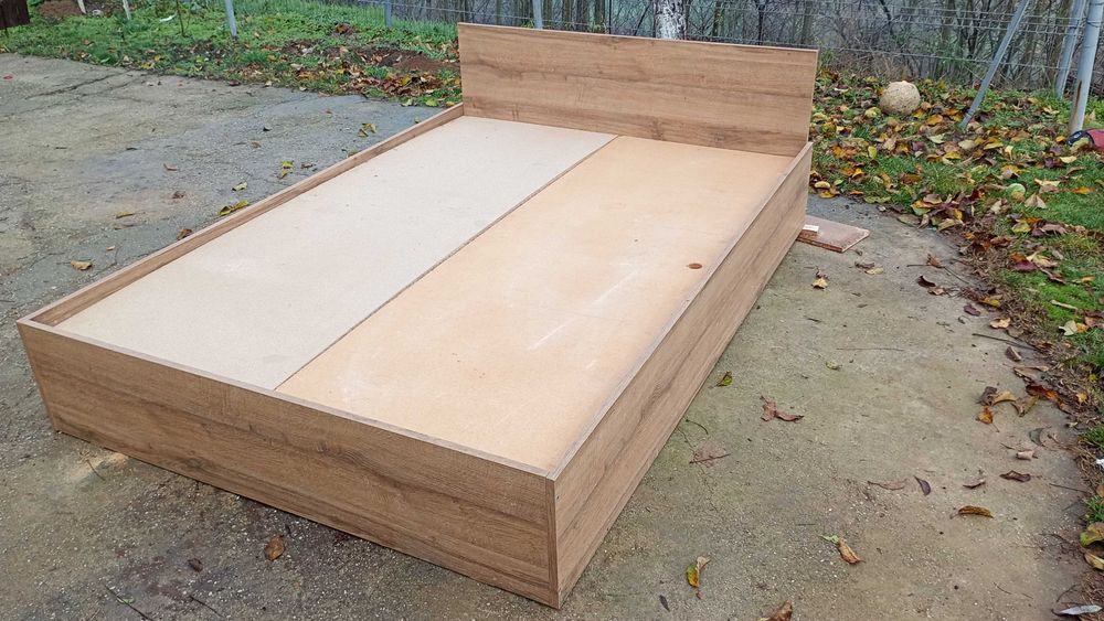 Pat complet cu saltea 200 cm × 140 cm