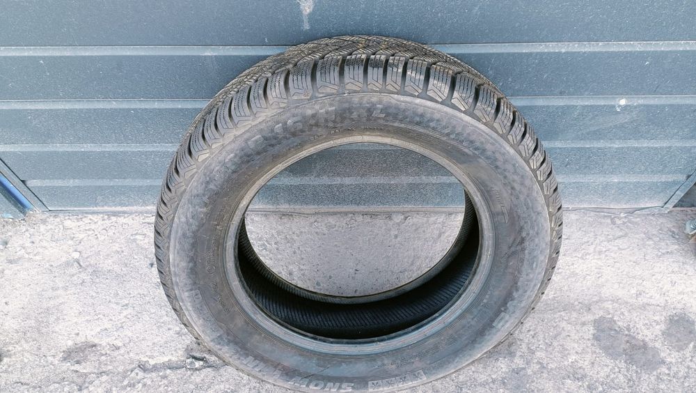 Зимние шины продается