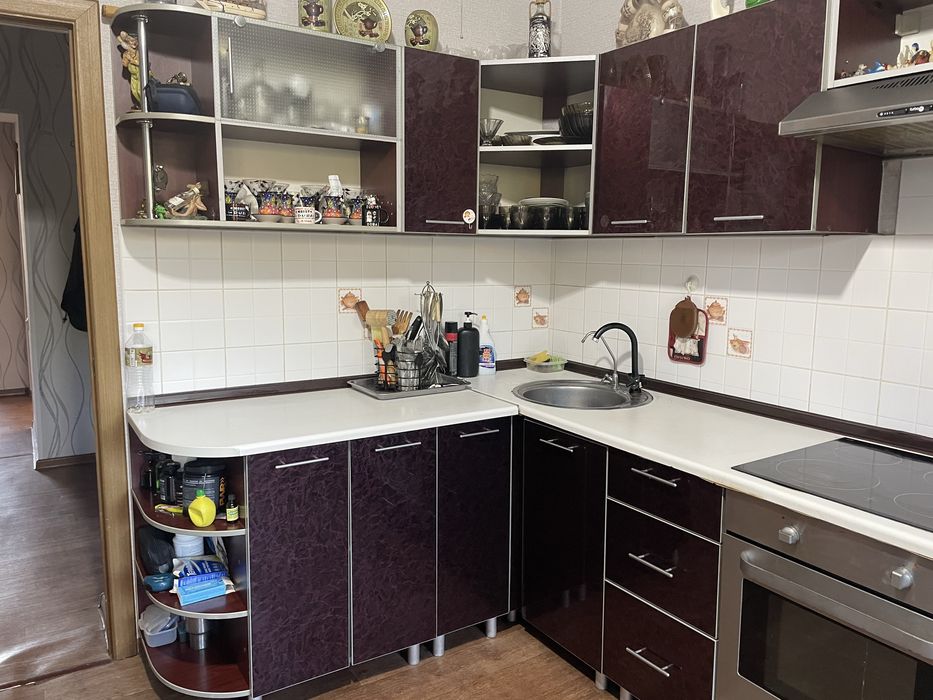 Продам кухонную гарнитуру