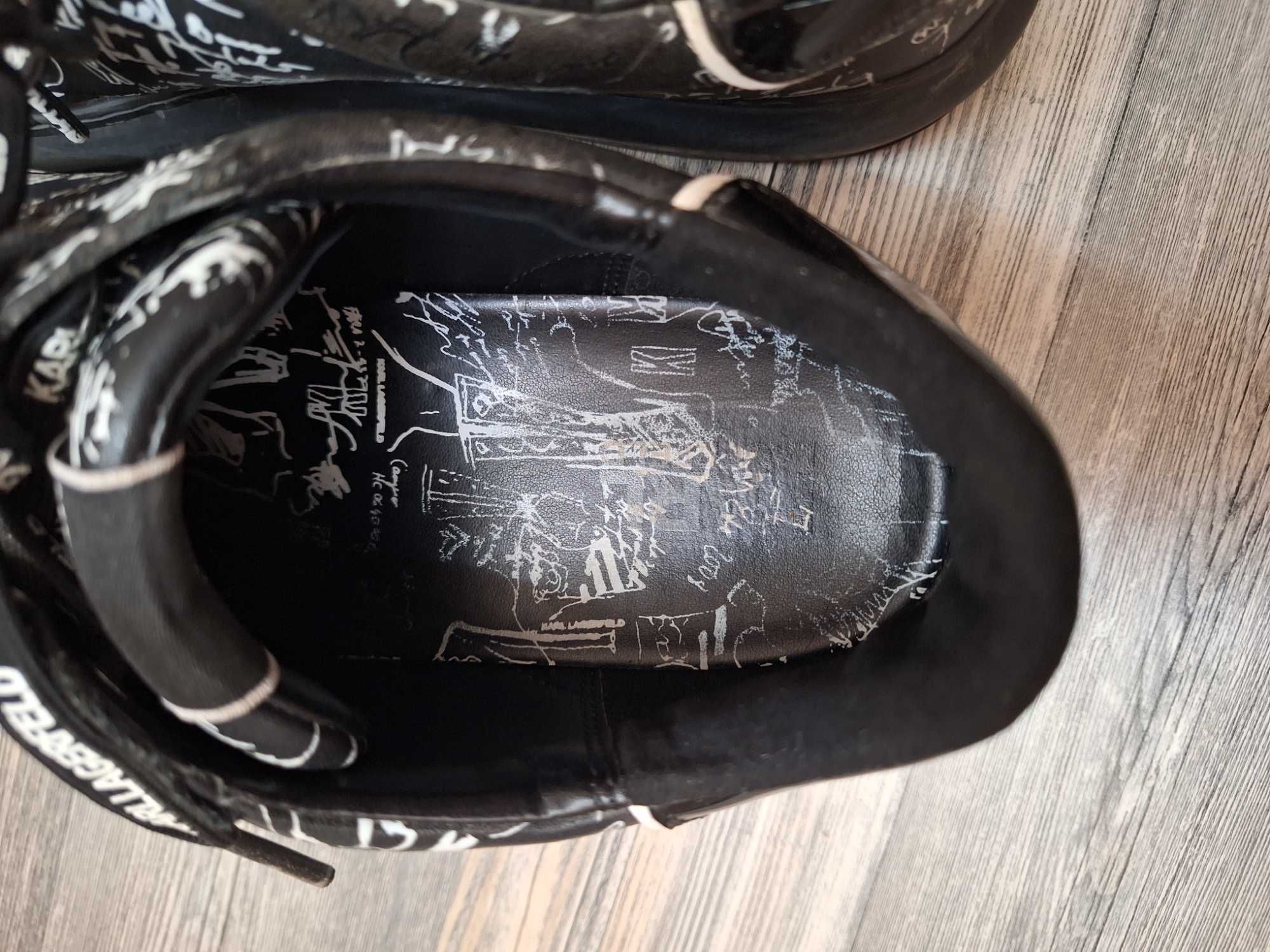 Продавам дамски маратонки Karl Lagerfeld