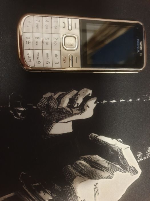 Assalom alekum Telefon Sotiladi Original Nokia C5