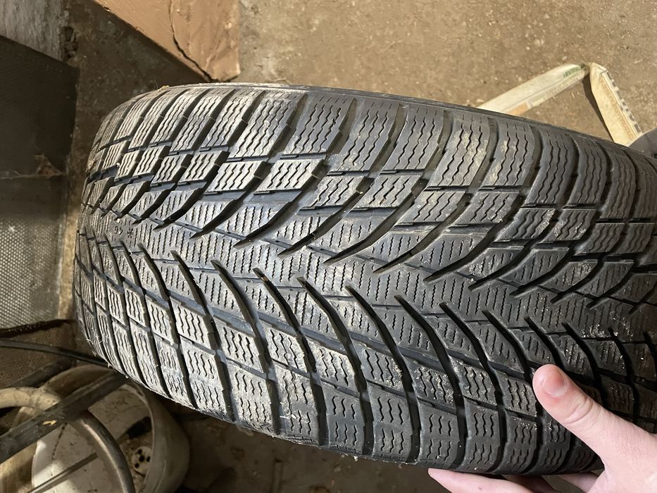 Джанти със зимни гуми 205/45/17