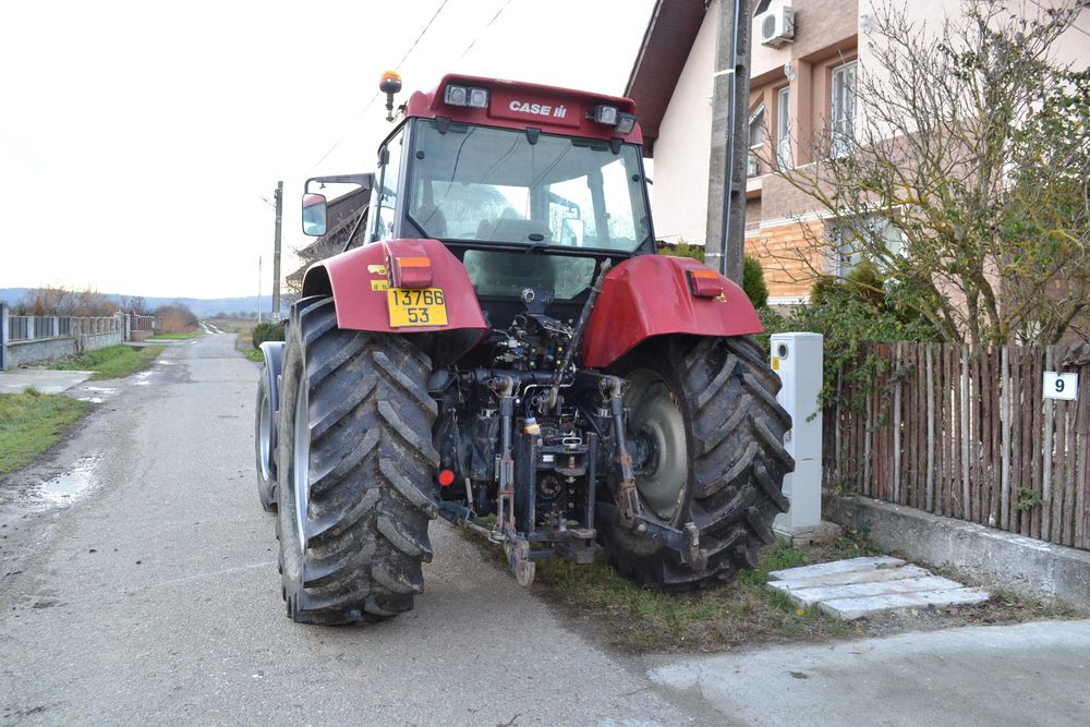 Tractor Case CS 120