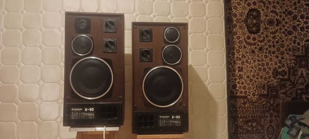 Продам колонки s-90