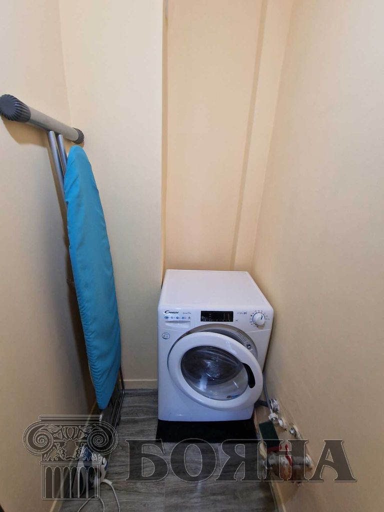 Продава се Двустаен апартамент в Русе, Център - 66 кв.м за 1925 €/кв.м - Снимка #11