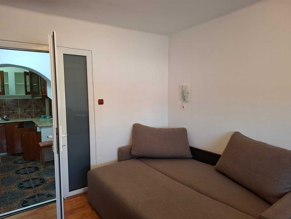 De inchiriat apartament cu 2 camere