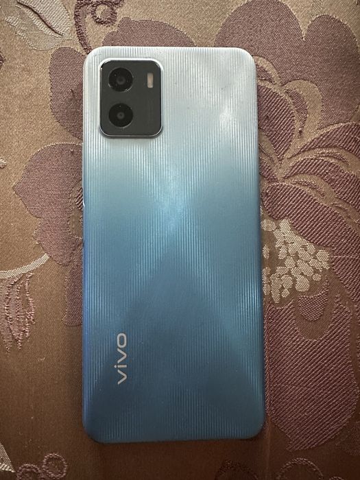 Продаю телефон Vivo отличном состояний