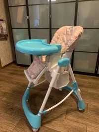 Фирменный стульчик для кормления Happy Baby