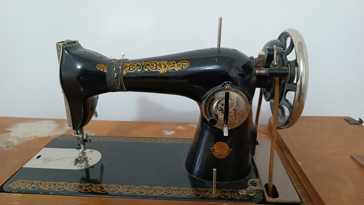 Швейная машинка В хорошем состоянии Продаётся в городе Булунгур Самарк