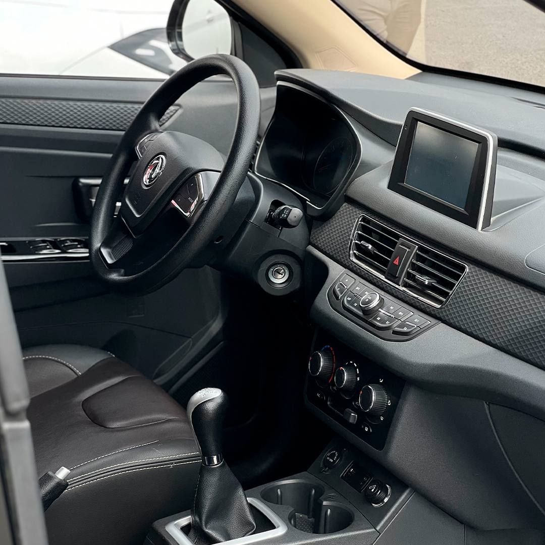 Dongfeng glory 330s