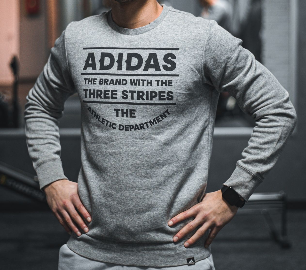 Adidas суичър  S мъжко