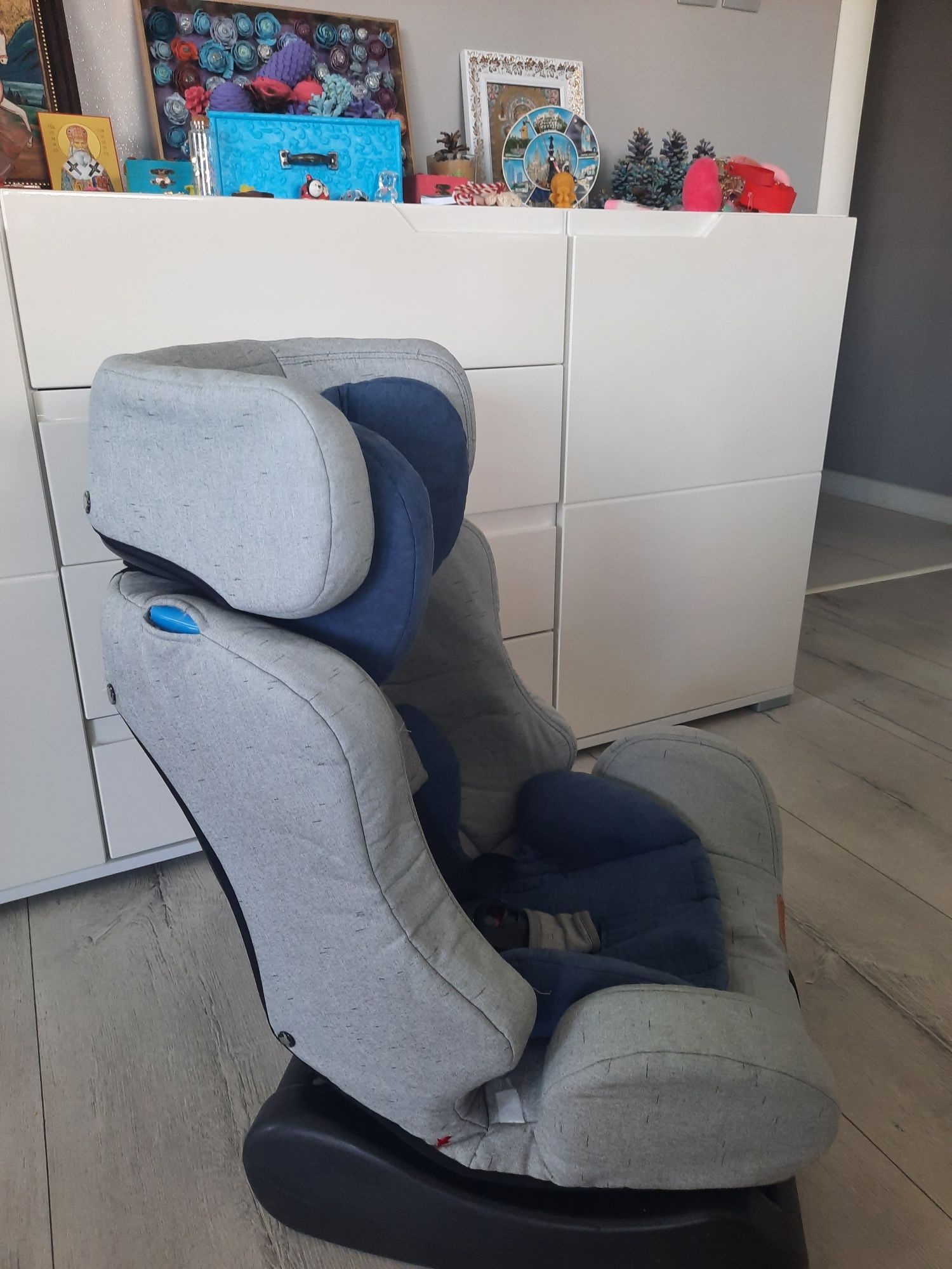 Детско столче за кола Chipolino