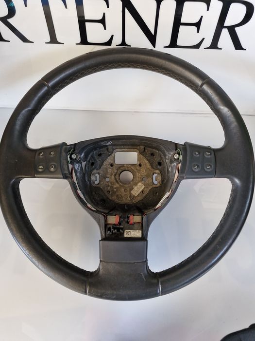 Volan Golf 5 cu comenzi si padele+calculator