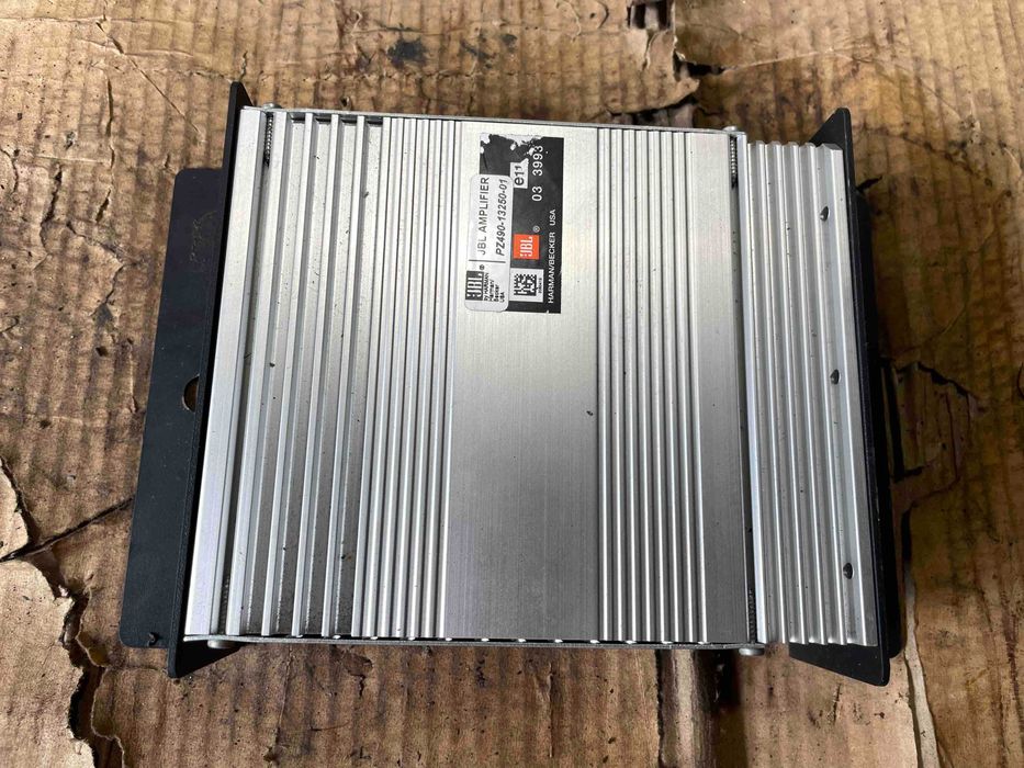 Аудио Усилвател JBL Toyota GT86