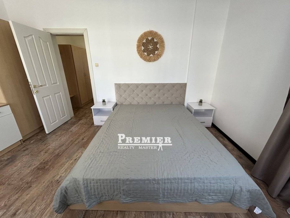 Продава се Двустаен апартамент в к.к. Слънчев бряг - 60 кв.м за 1117 €/кв.м - Снимка #2