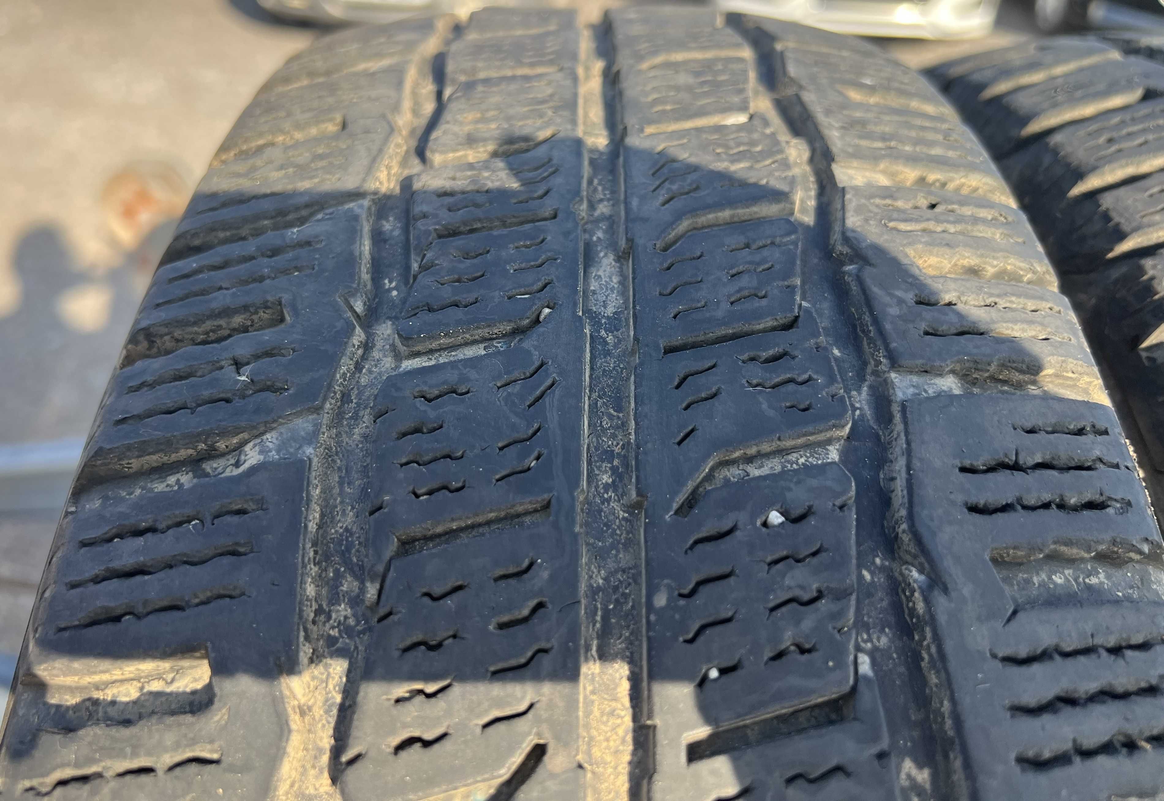 4бр.зимни гуми за Бус KUMHO 215/65/16C M+S
