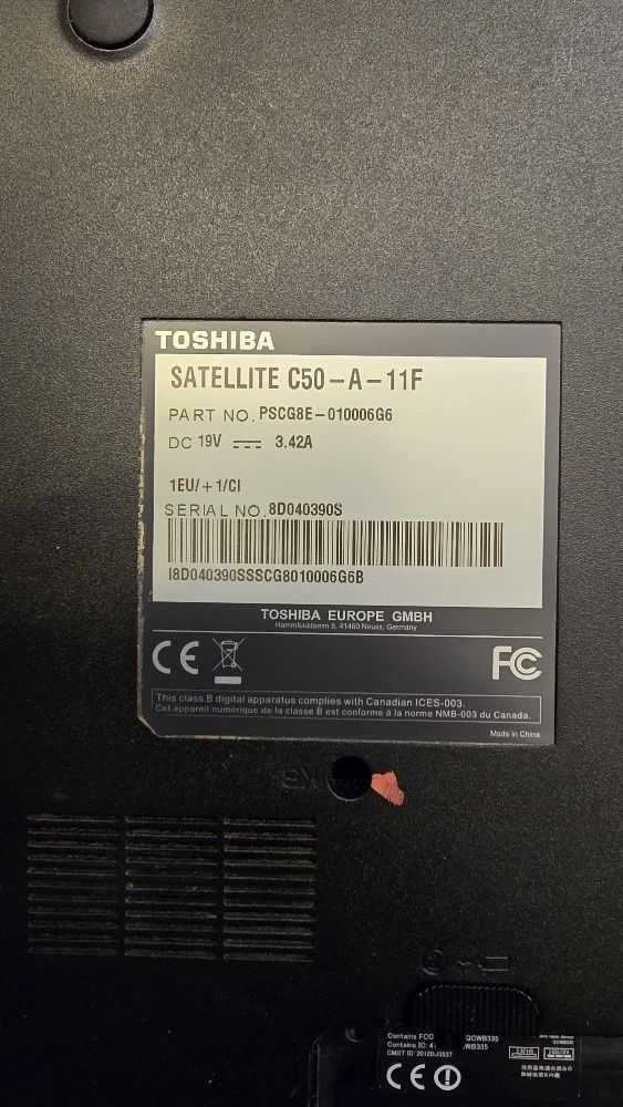 Vand laptop Toshiba Satellite C50 -A-11F pentru piese