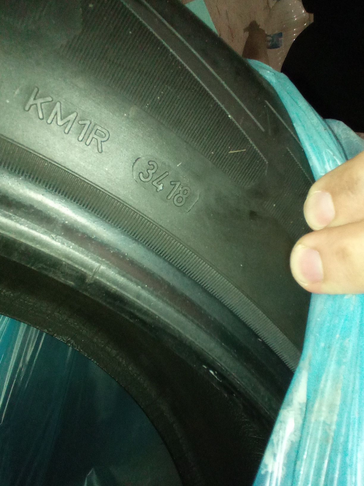 Зимни гуми Goodyear 235/60/18