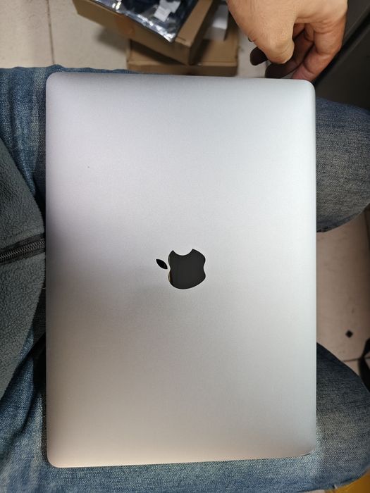 Macbook pro 2020 года intel